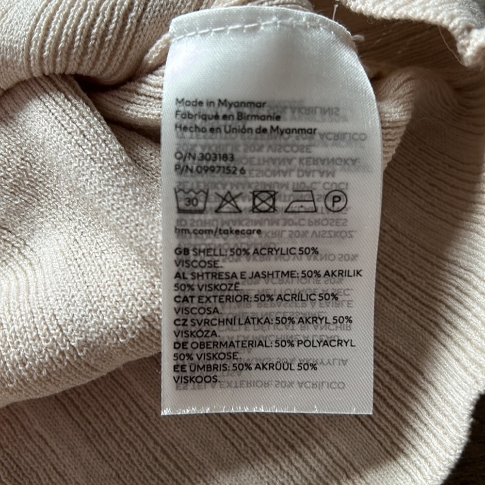 H&M Knit Top Size XL - Picture 5 of 5